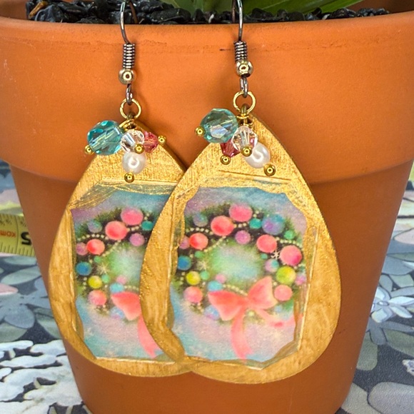 Adorned Crown Jewelry Jewelry - ⭐️Adorned Crown Jewelry assemblage Victorian Christmas wreath earrings